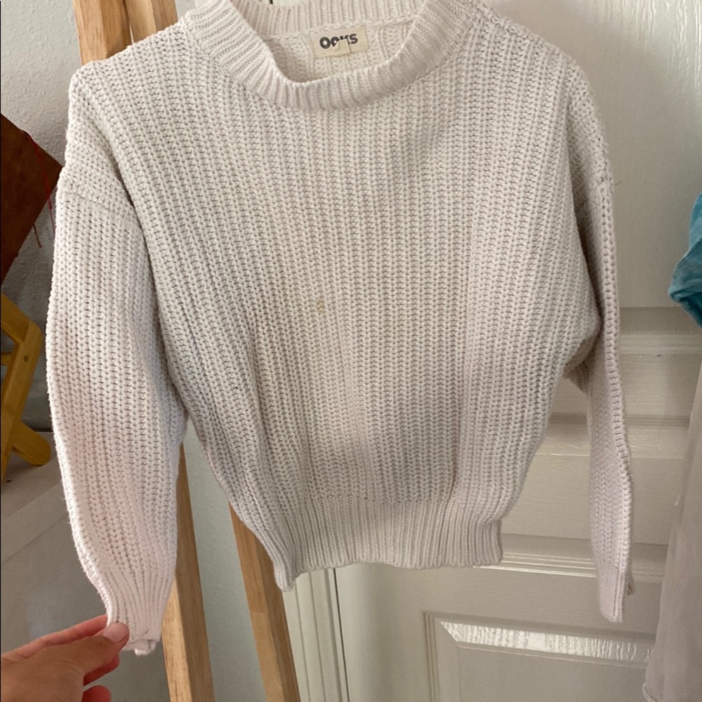 OAK White Crew Neck Ribbed Sweater